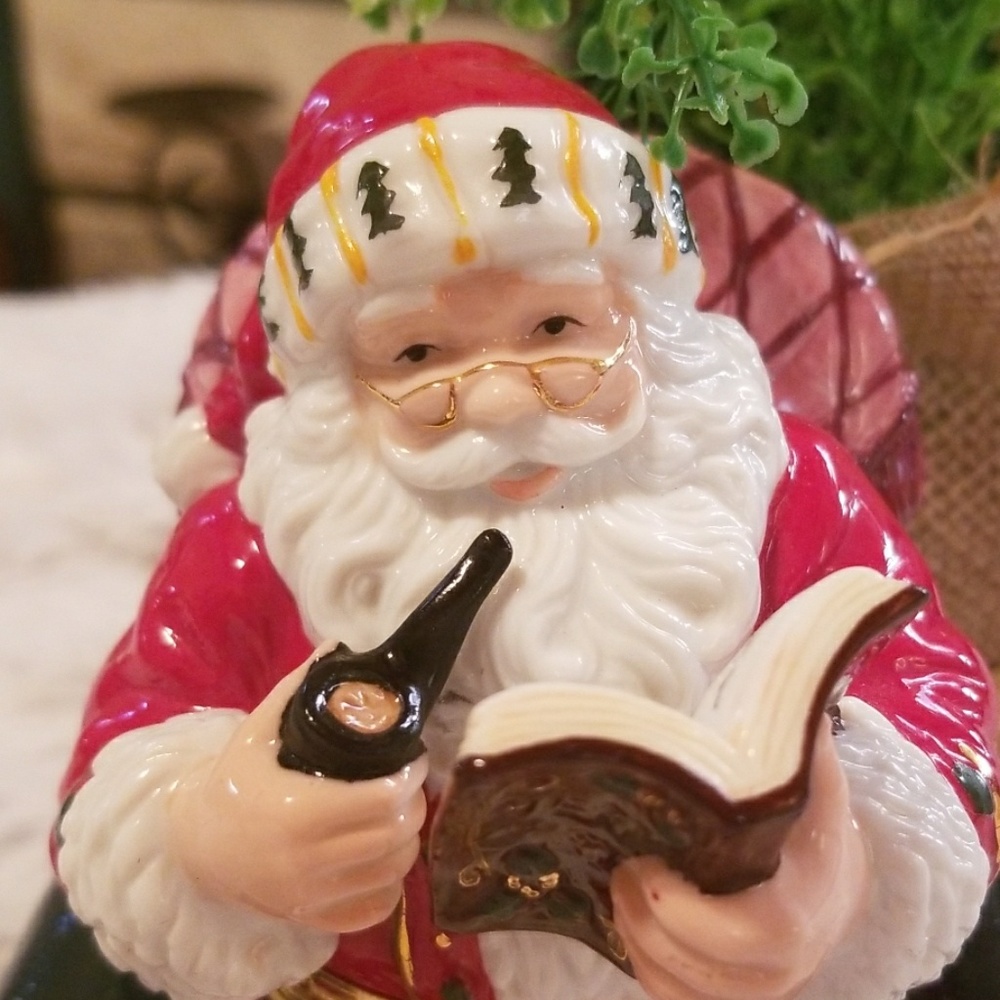 Santa Keepsake Box - Picture 3 of 8